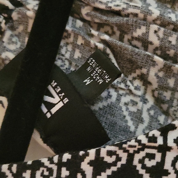 Flowy tank top - Picture 2 of 3